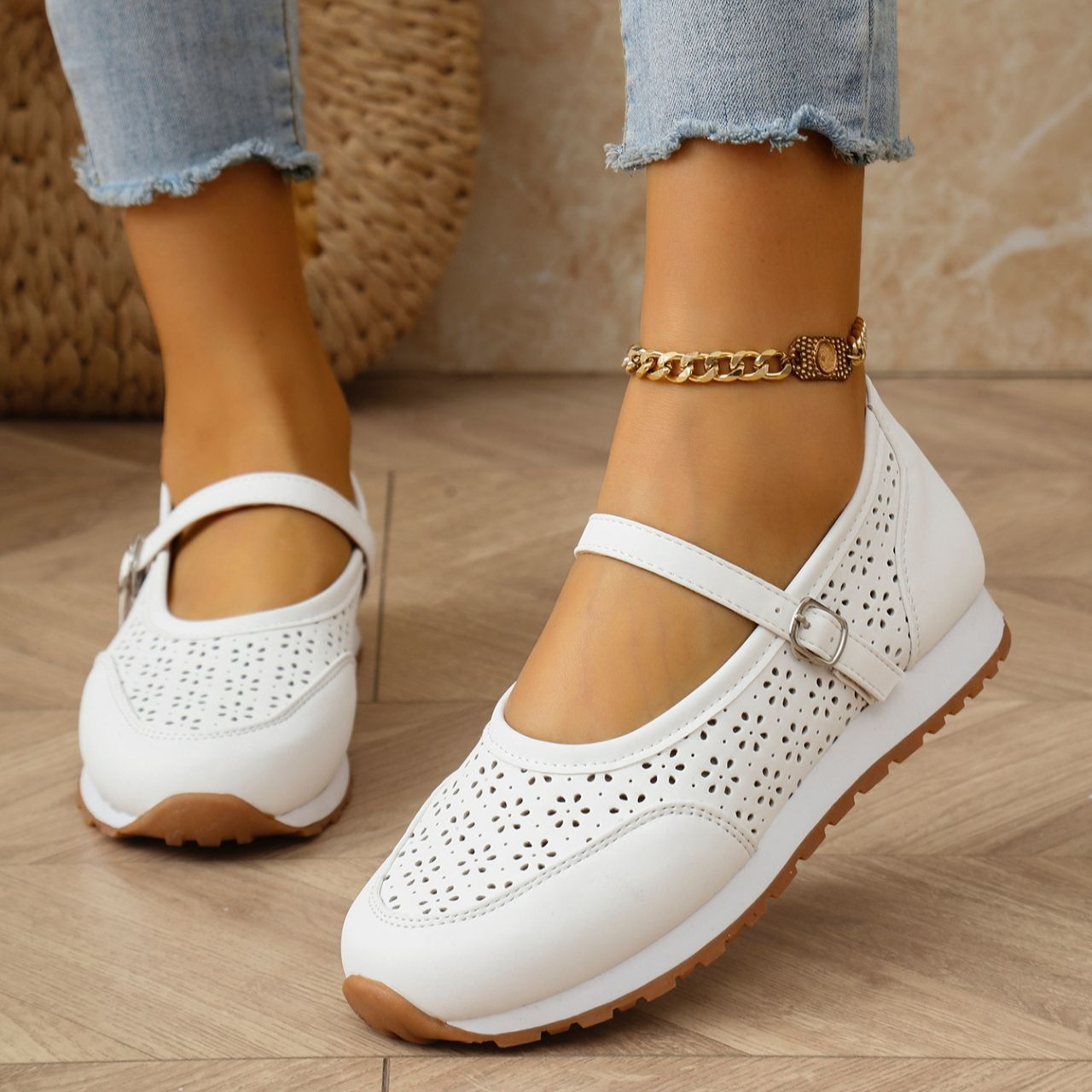 Women Shoes Us To Eu - 여성용 천공 운동화 여름 통기성 캐주얼