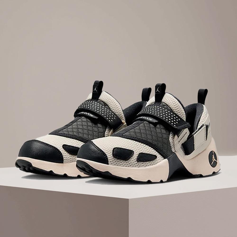 나이키 TRUNNER LX: 스타일리시하고 다재다능하며 - Women Shoes Running Nike 리뷰 및 가격