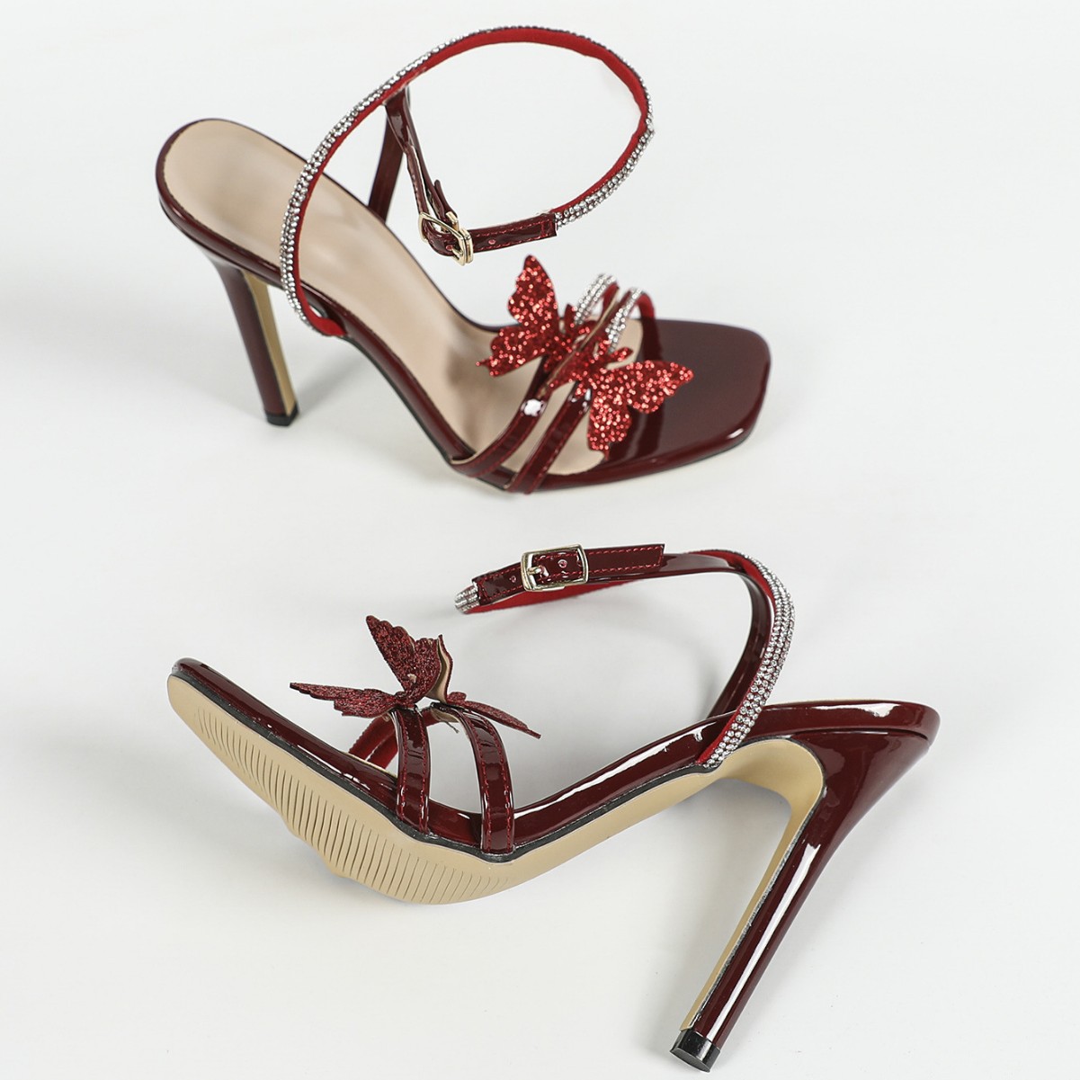 여성용 샌들 여름 2025 다이아몬드 버건디 샌들 11 - Platform Mule Heel 리뷰 및 가격