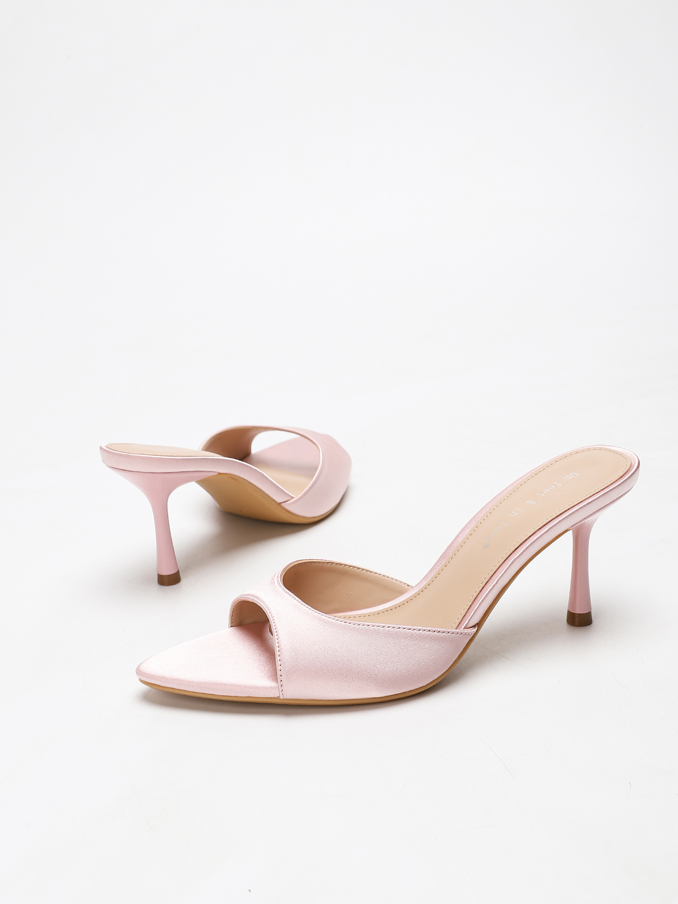 여성용 새틴 포인티드 토 스틸레토 힐 뮬, 슬립온 오픈 - Platform Mule Heel 리뷰 및 가격